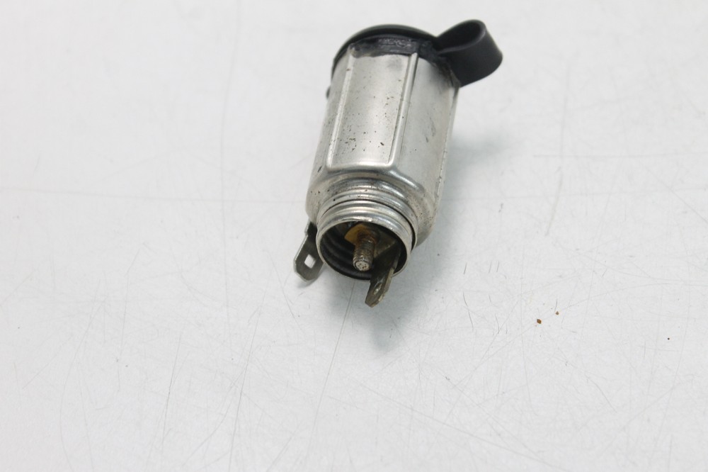1999 Electra Glide Classic FLHTCI DC 12V Power Plug