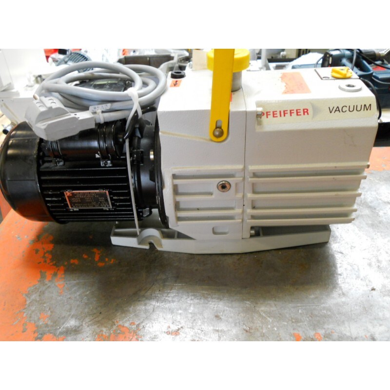 ROTARY VANE VACUUM PUMP PFEIFFER DUO 005M