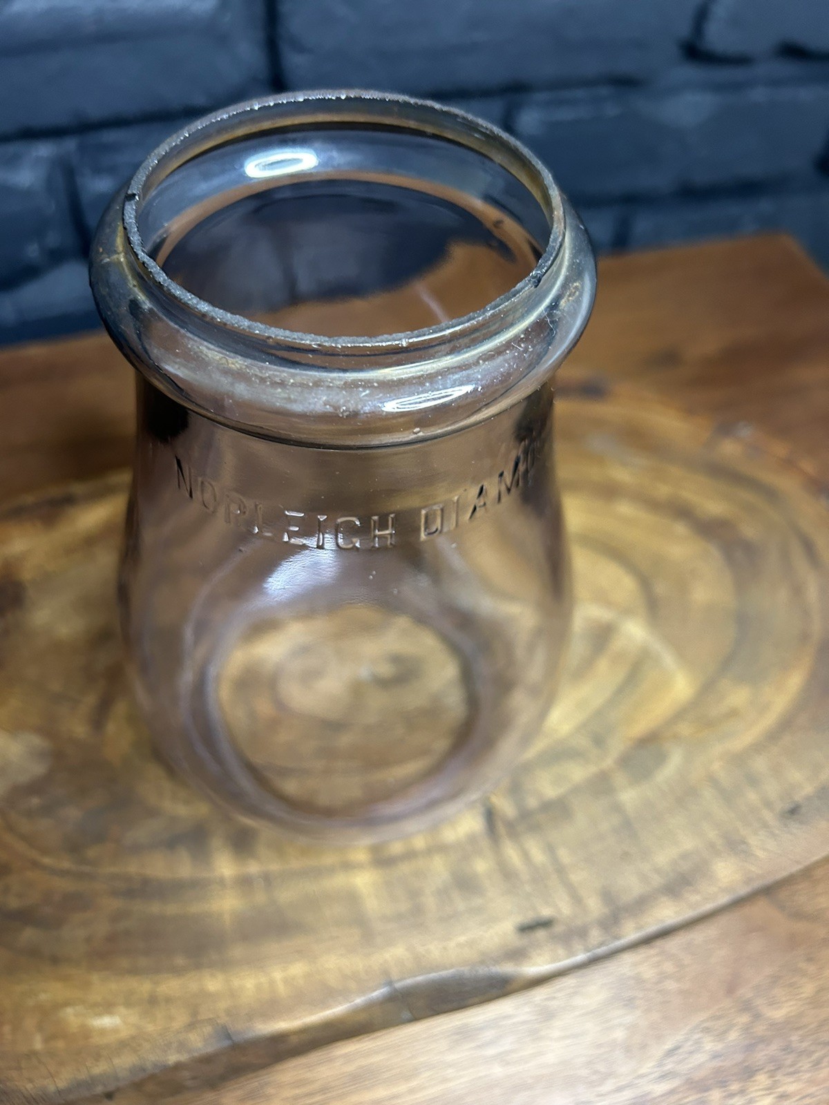 Rare Amethyst Toned Clear Embossed Norleigh Diamond 6.5” tubular lantern Globe