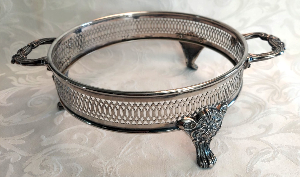 Italy EPZ Silverplate Round Casserole Holder Ornate Footed Serving Stand 8.5 in
