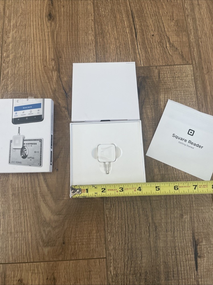 NEW Damaged Box Square Credit Card Reader for iPhone, iPad Android