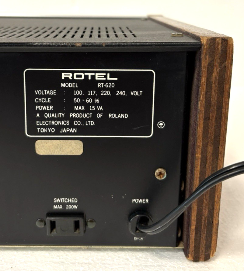 Rotel Solid State Stereo Tuner RT-620 Tested & Working!
