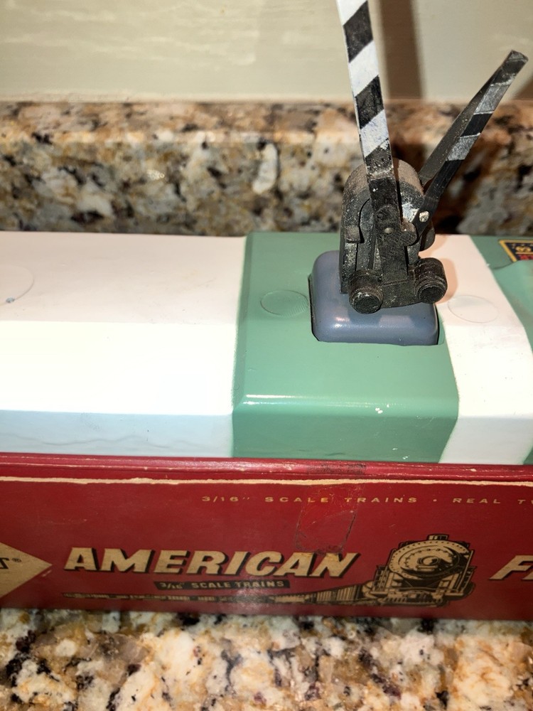 Gilbert American Flyer S Gauge 600/23600 Crossing Gate Missing Control Button