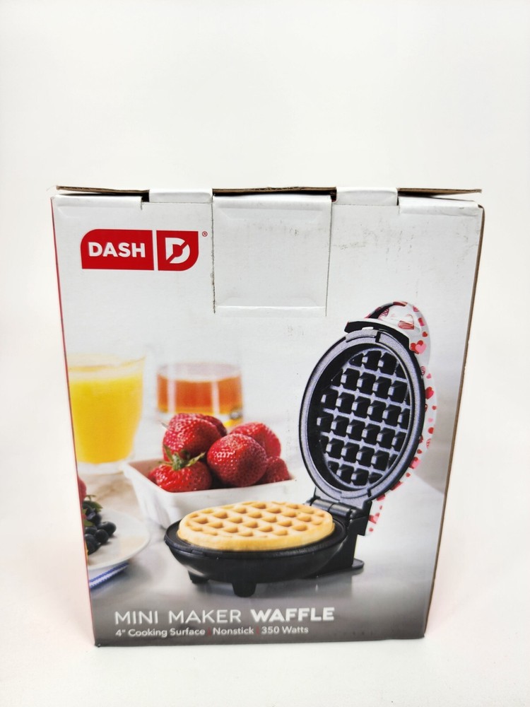 DASH MINI 4" round WAFFLE MAKER "HEARTS" Nonstick DMW100HW