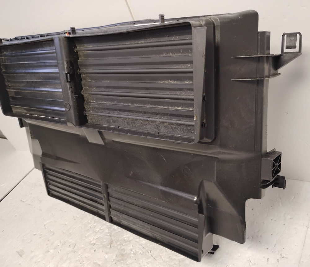 OEM RADIATOR SHUTTER ASSEMBLY for 2013-2018 FORD FOCUS BM518475EB