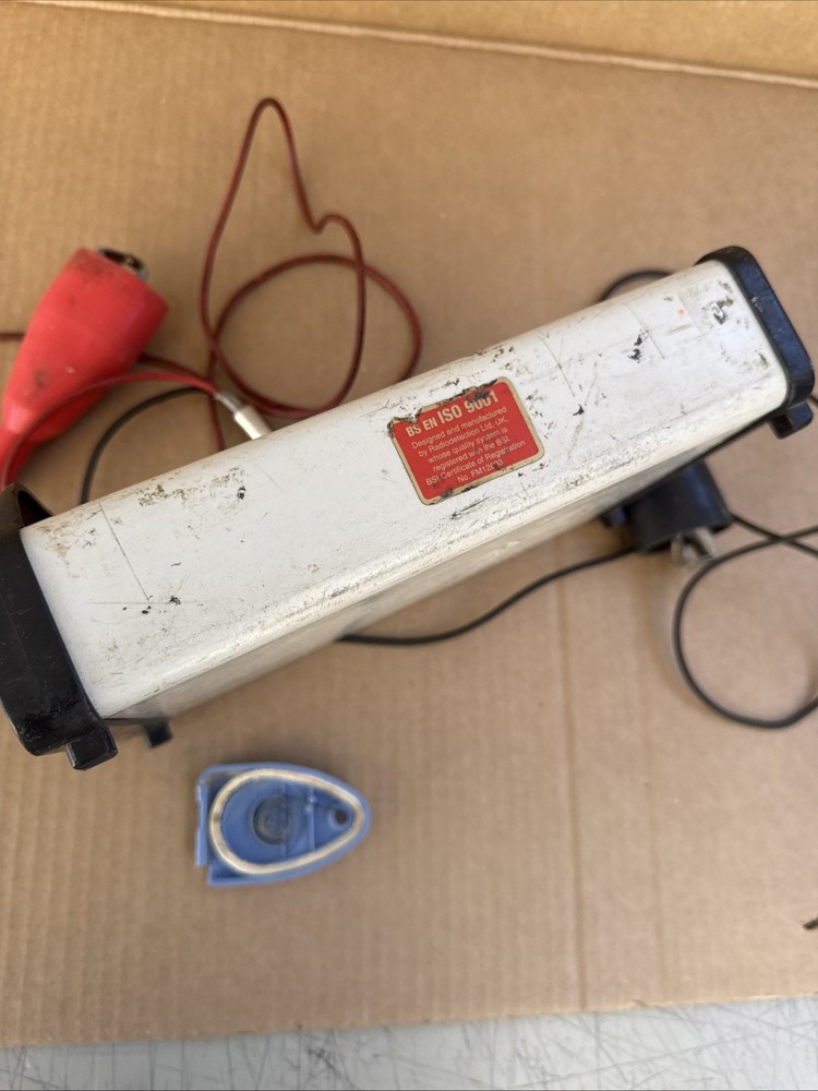 Radiodetection RD400LCTx Lightweight Compact Transmitter for Cable Pipe Locator