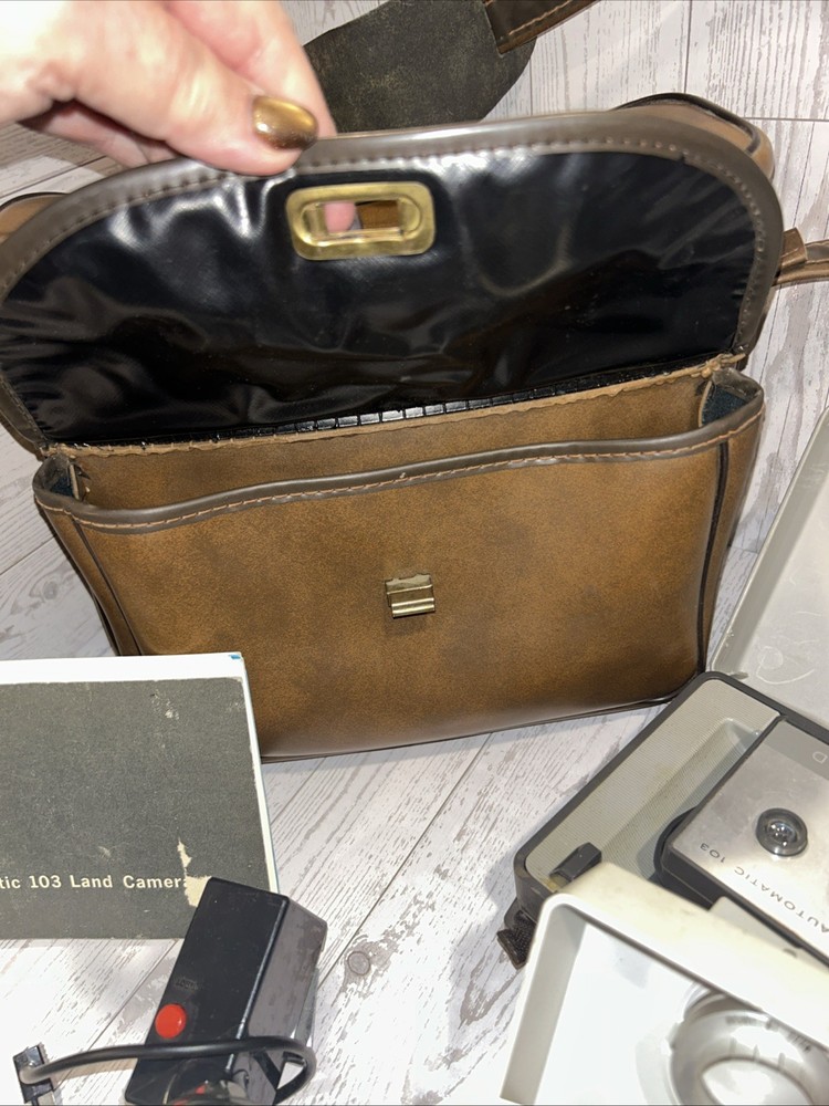 RARE VINTAGE Polaroid Automatic 103 Land Camera- untested, Including Case