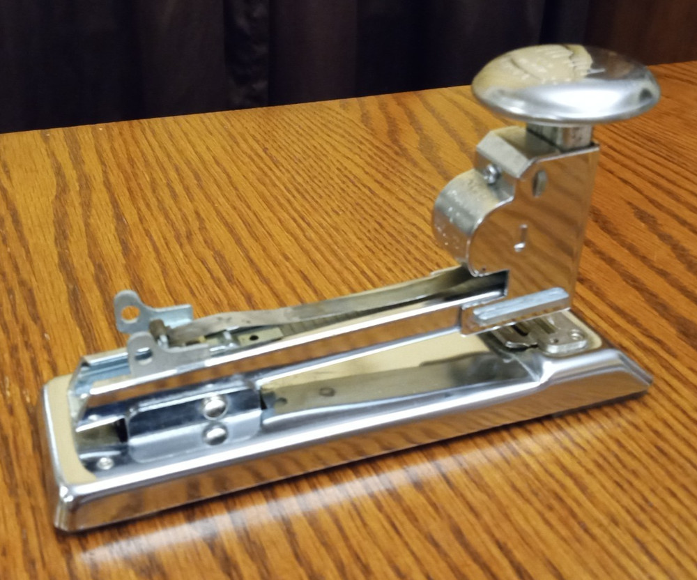Vintage Ace Pilot Stapler. Model No. 404. Extremely Excellent Condition.