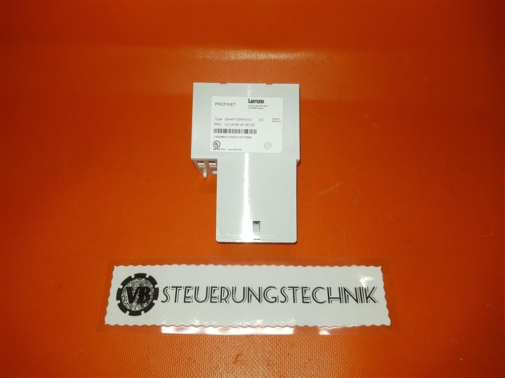 Lenze E84AYCERVV001 / *VC Communication Module