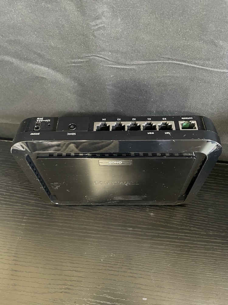 SonicWall SOHO APL31-0B9 Firewall Security Appliance Untested