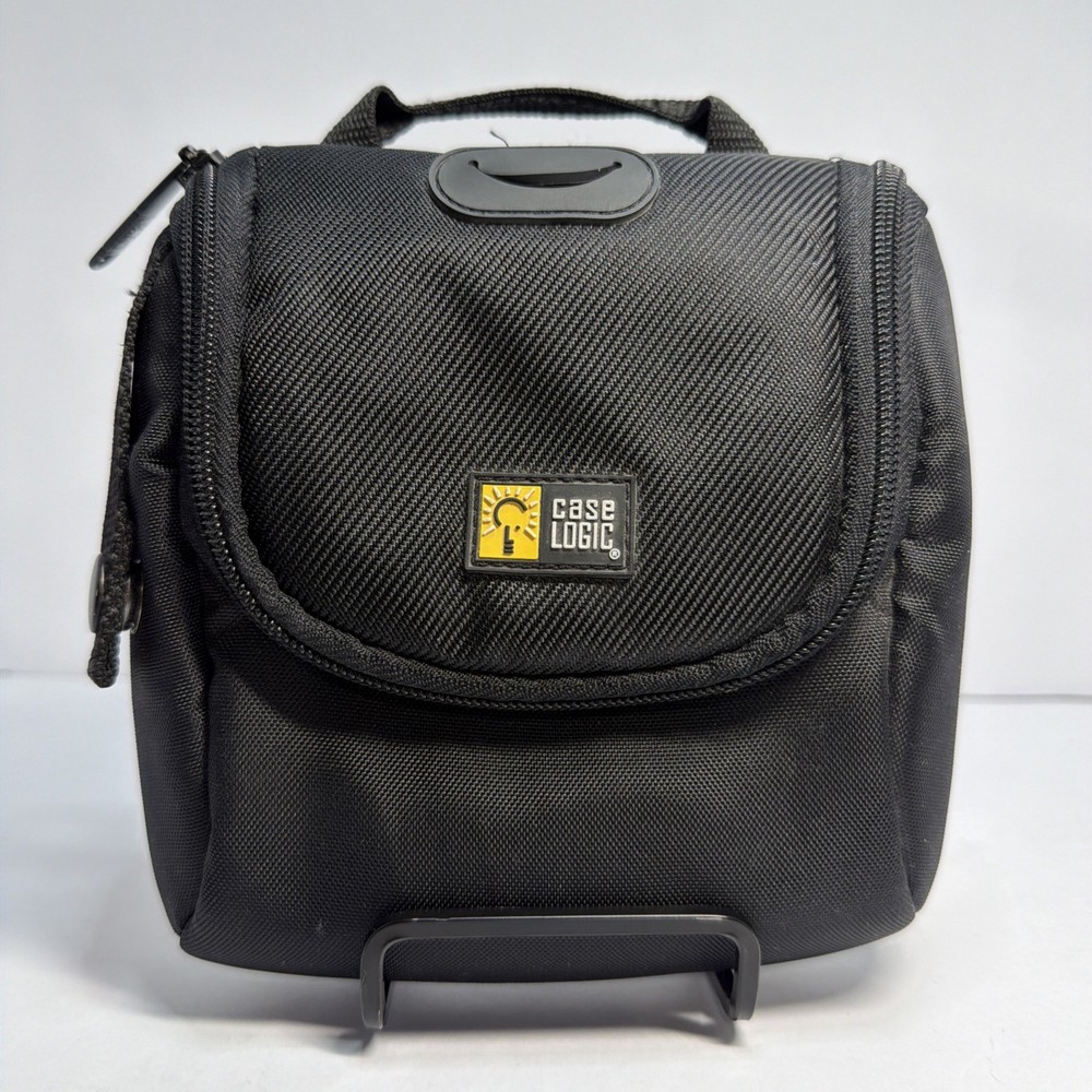 Case Logic CD Player Case w/ 3 Disc Capacity, External Headphone Passthrough