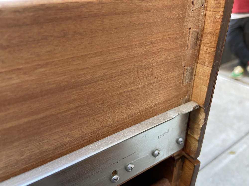 Jens Risom Mid century Modern Walnut Credenza Sideboard Unmarked