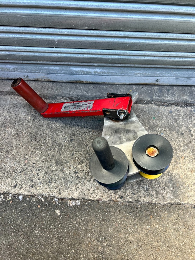 GB Cyclone B-2000 Pipe Bender Replacement Roller Carriage W/ Rollers And Handle