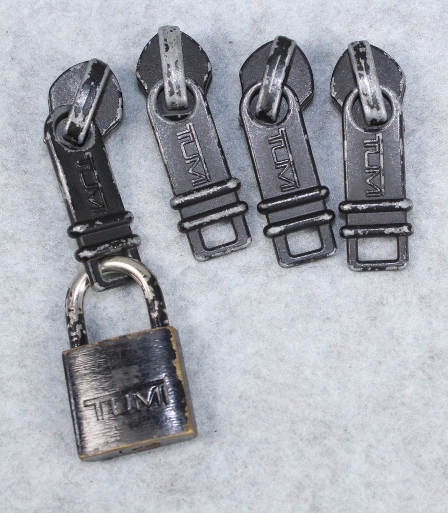 Tumi 4 Replacement Parts Black Large Zipper Pull Tabs Sliders padlock