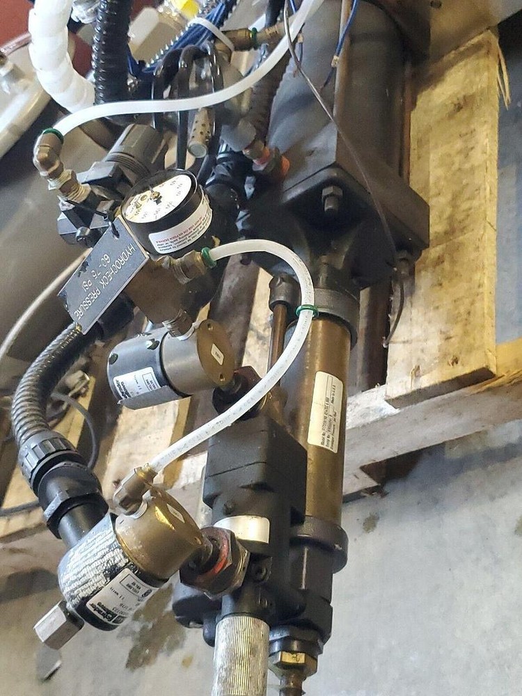 f17220193 Liquid Control Epoxy Pumping Machine Positive Displacement Dosing Pump