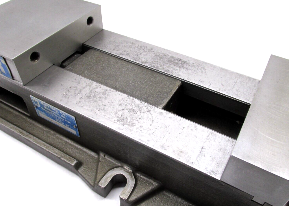 KURT ANGLOCK 6" MILLING MACHINE VISE - #D675