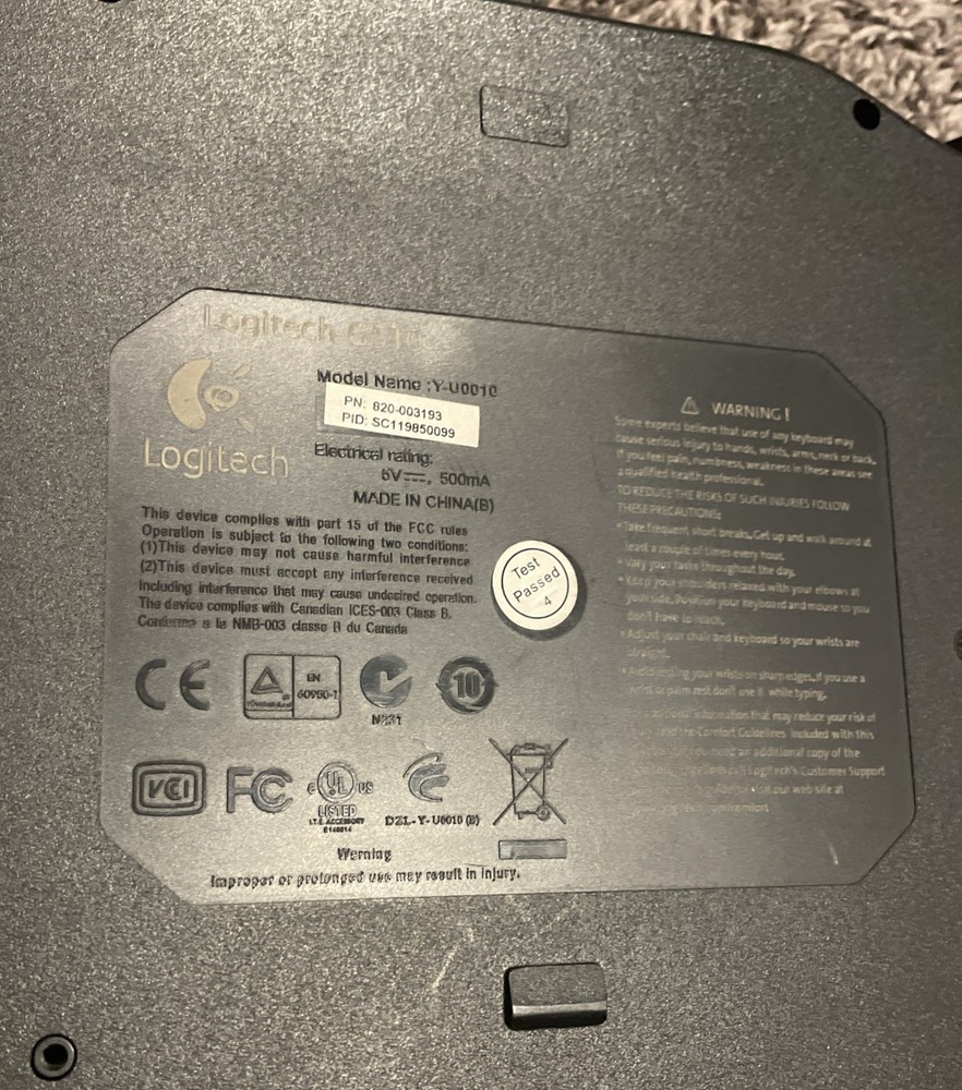 G510 Logitech Wired Gaming Keyboard Backlit LCD Programmable (Please Read)