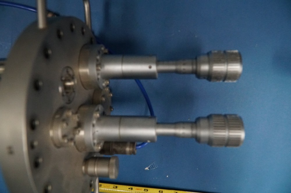 AUGER - JAMP -10 Microprobe Stage