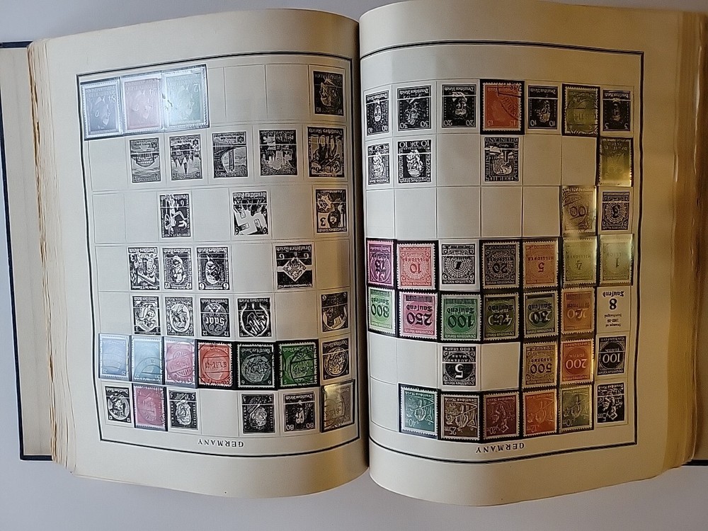 Modern Postage Stamp Album, Scott Publications 1946
