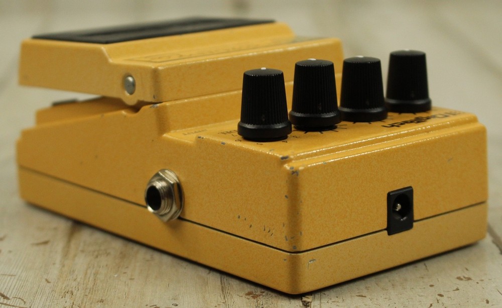 USED DigiTech Crossroads (070)