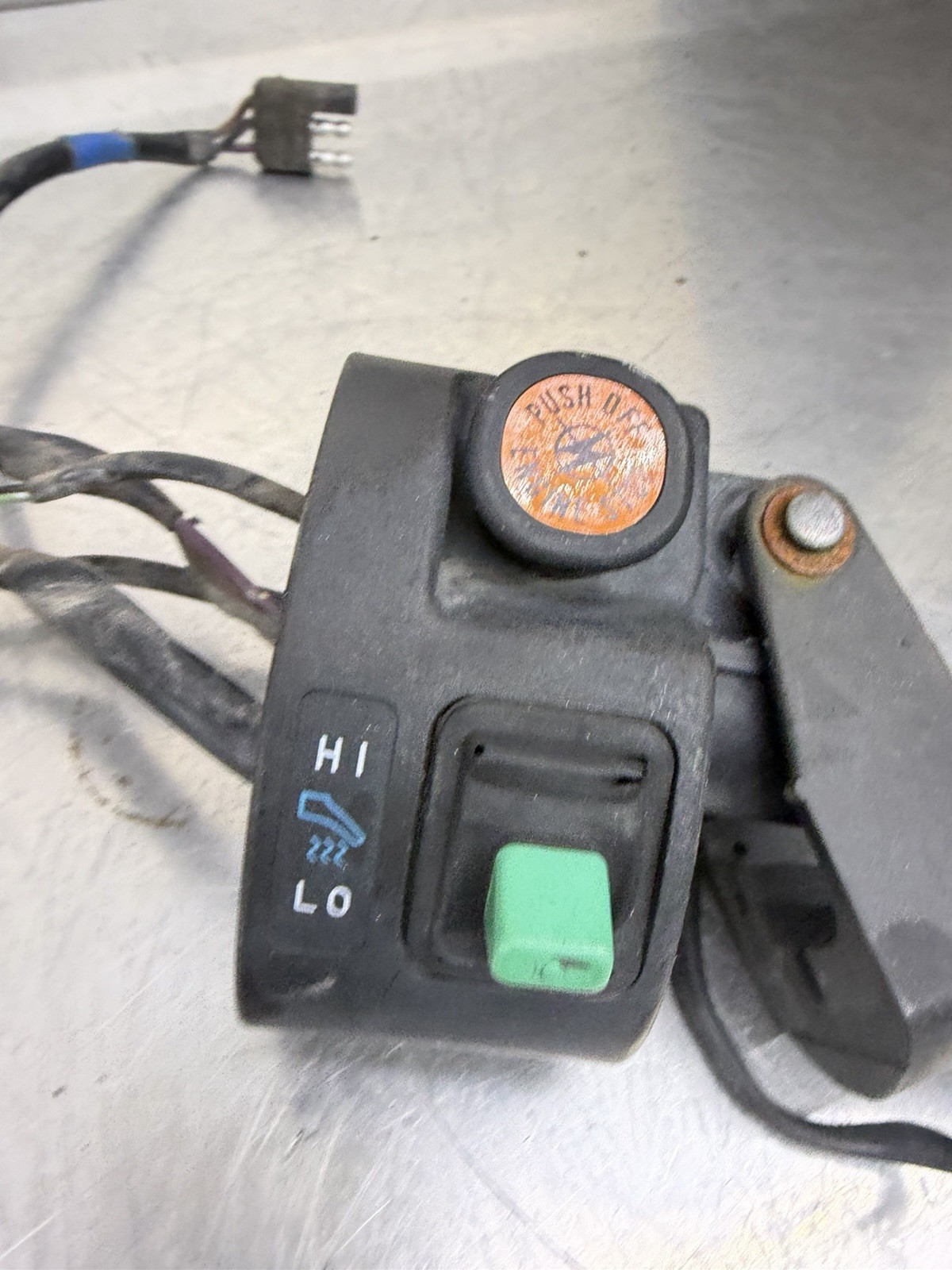 98 99 00 Arctic Cat Z ZR ZL ZRT 500 440 600 700 OEM Kill Switch Throttle Block