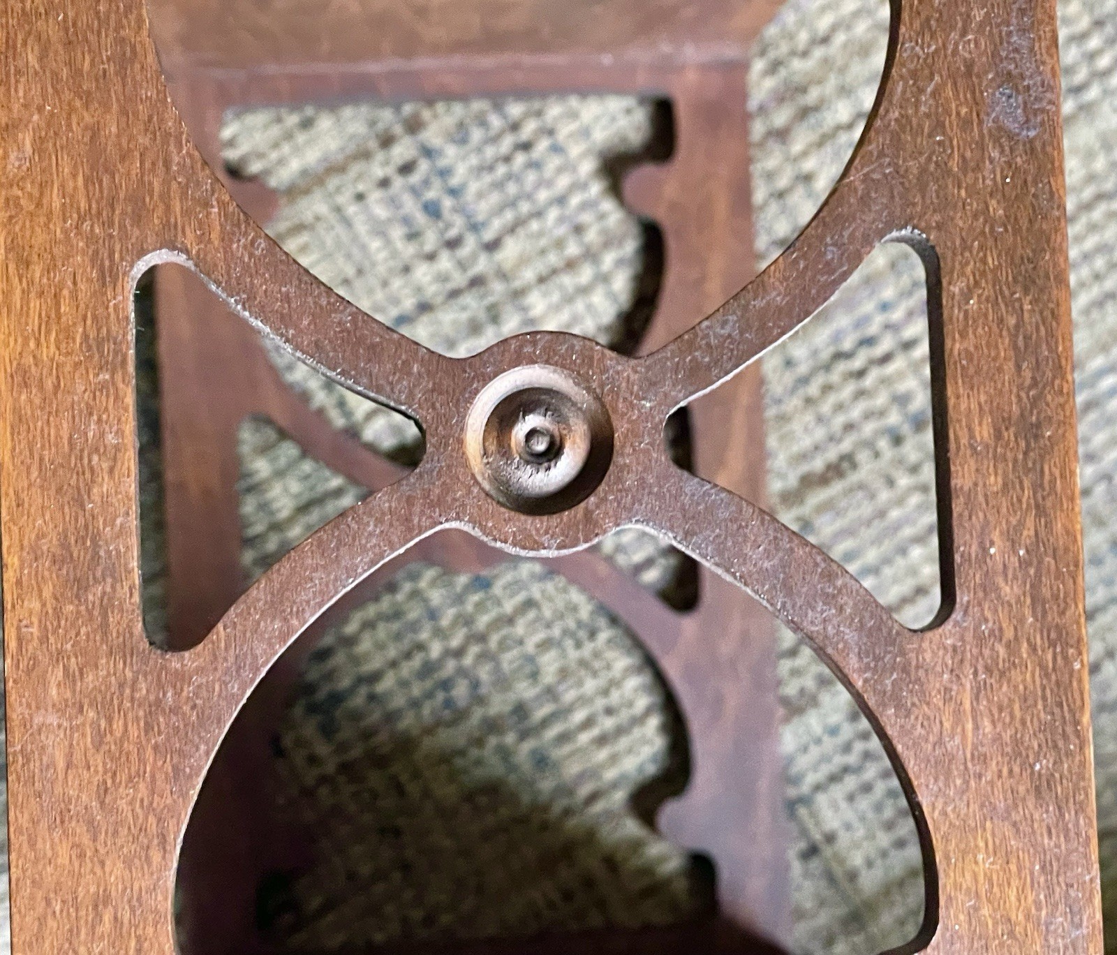 ANTIQUE? ENGLISH EDWARDIAN CARVED MAHOGANY HANGING ETAGERE WALL SHELF! LOVELY!