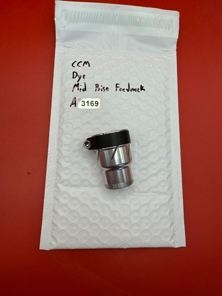 CCM Dye Mid  Rise Feedneck