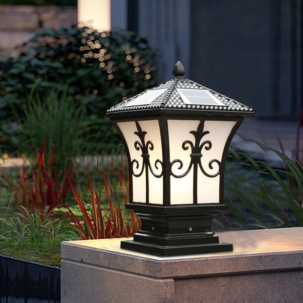 Solar Powered Fence Post Light Outdoor Waterproof LED Pillar Lamp Garden Lantern