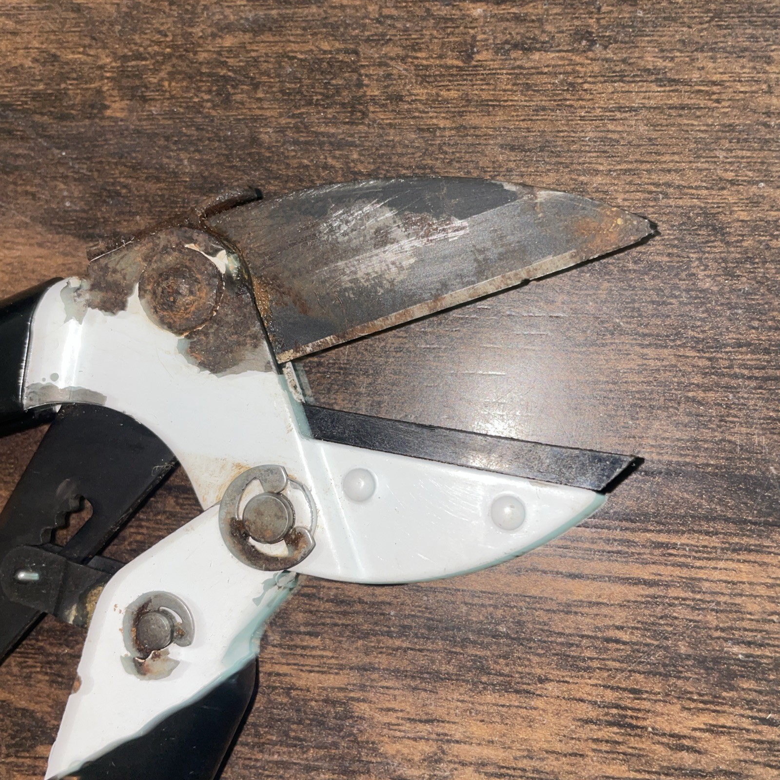 Cutco Ratcheting Pruner Pruning Shears - 7" Long Has Rust