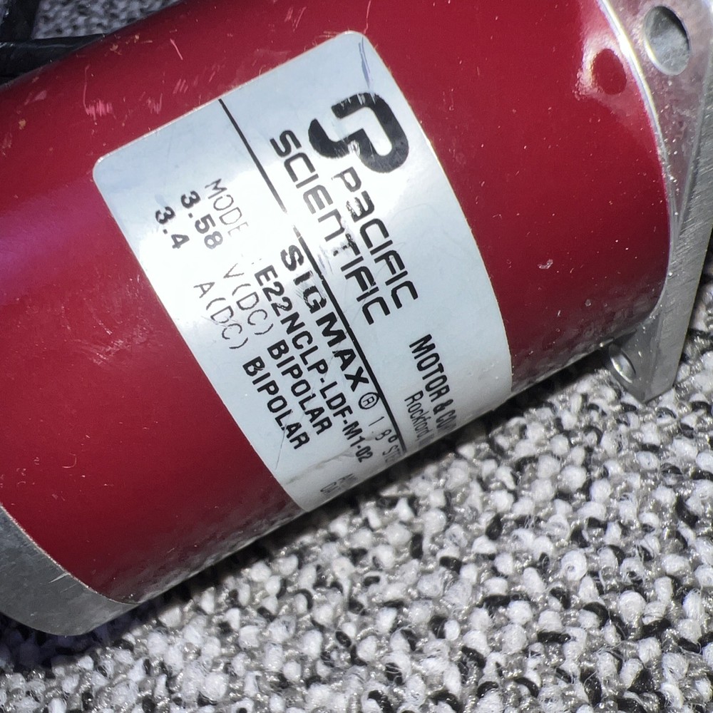 Pacific Scientific sigmax step motor e22nclp-ldf-m1-02