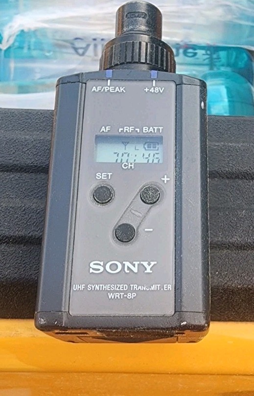 Sony UHF Synthesized Transmitter WRT-8P