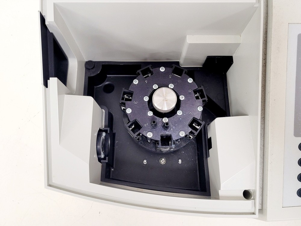 Thermo Helios Gamma UV-Vis Spectrophotometer Lab