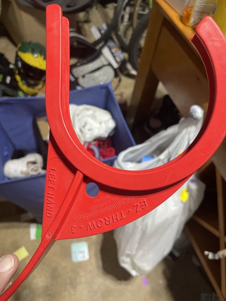 MTM Clay Target Thrower with Pivot Arm Red EZ-3
