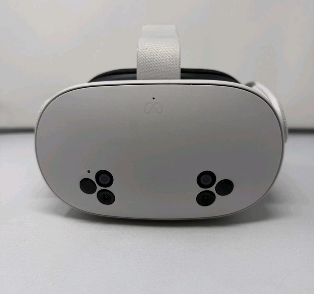 Meta Oculus Quest 3S 128gb HEADSET ONLY No Controllers - Excellent Replacement