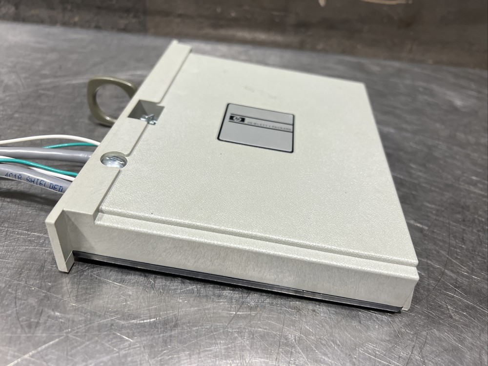 HP ALIGENT 44705A 20-CHANNEL RELAY MULTIPLEXER. Used Surplus