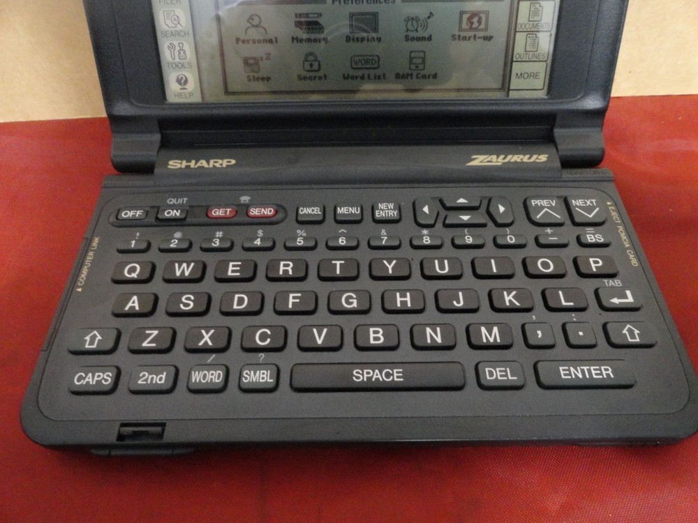SHARP ZAURUZ ZR-5000 ELECTRONIC ORGANIZER