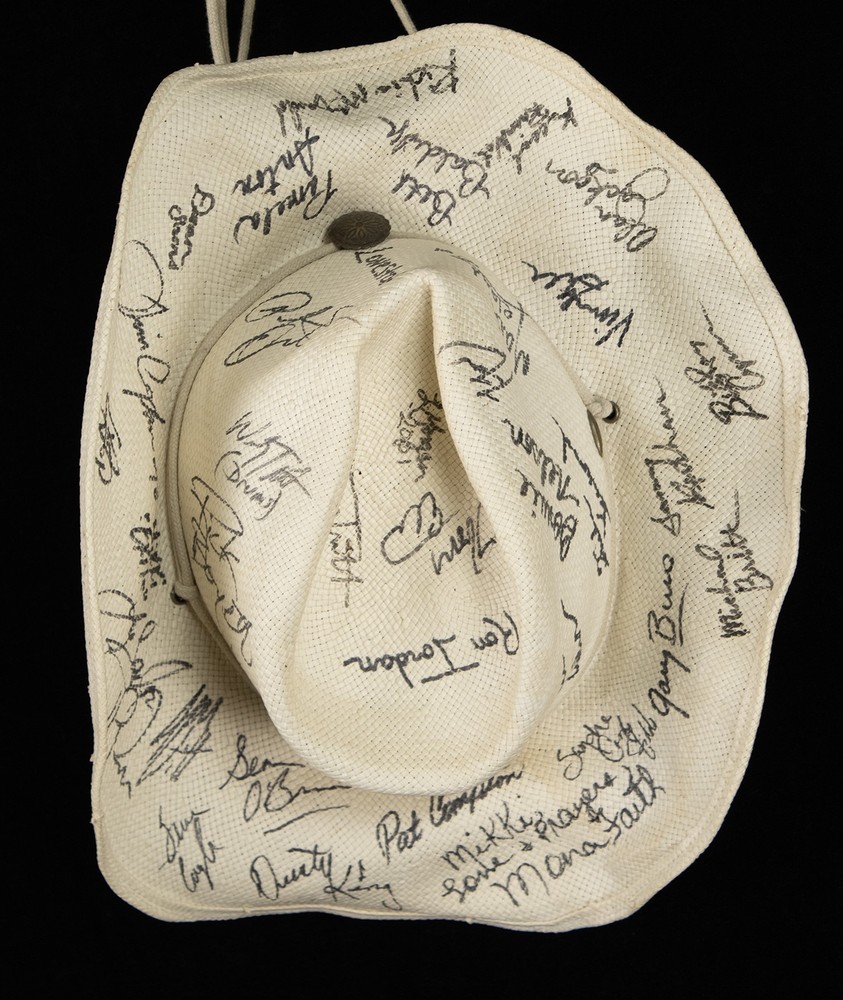 ALAN JACKSON - HAT SIGNED WITH CO-SIGNERS