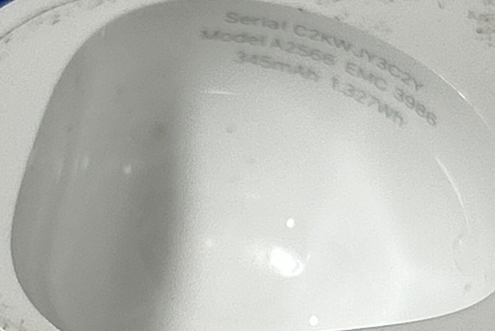 Apple AirPods 3rd Gen Charging Case Genuine Replacement Only A2897 A2566