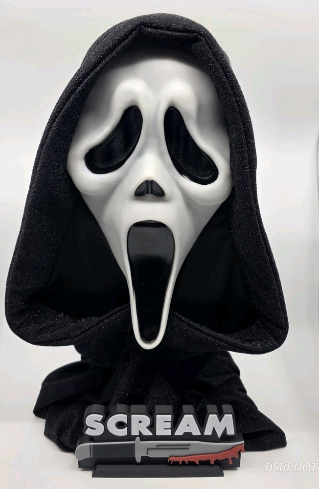 Scream Ghostface Mask Display Stand Horror Prop Holder V2