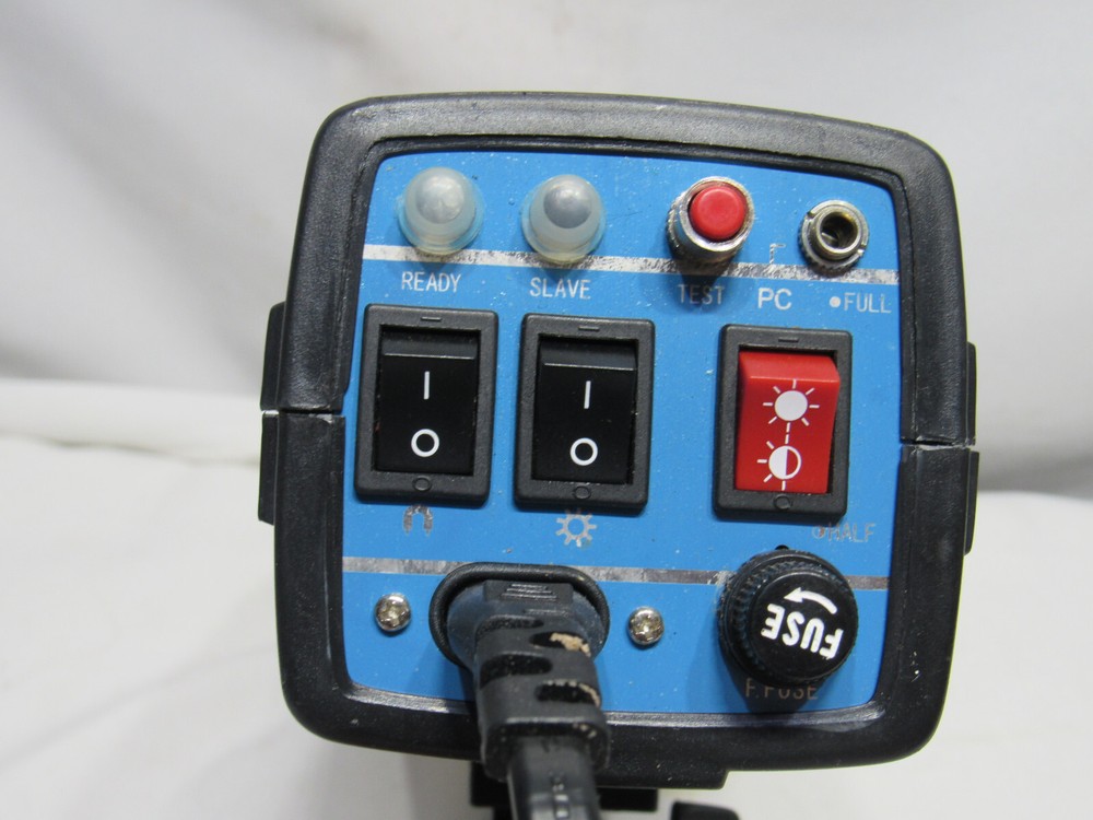 BRITEK PS-200 H PROFESSIONAL STUDIO FLASH