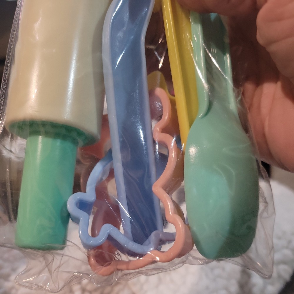 7 Piece kida Baking Set. New in Original Packaging.