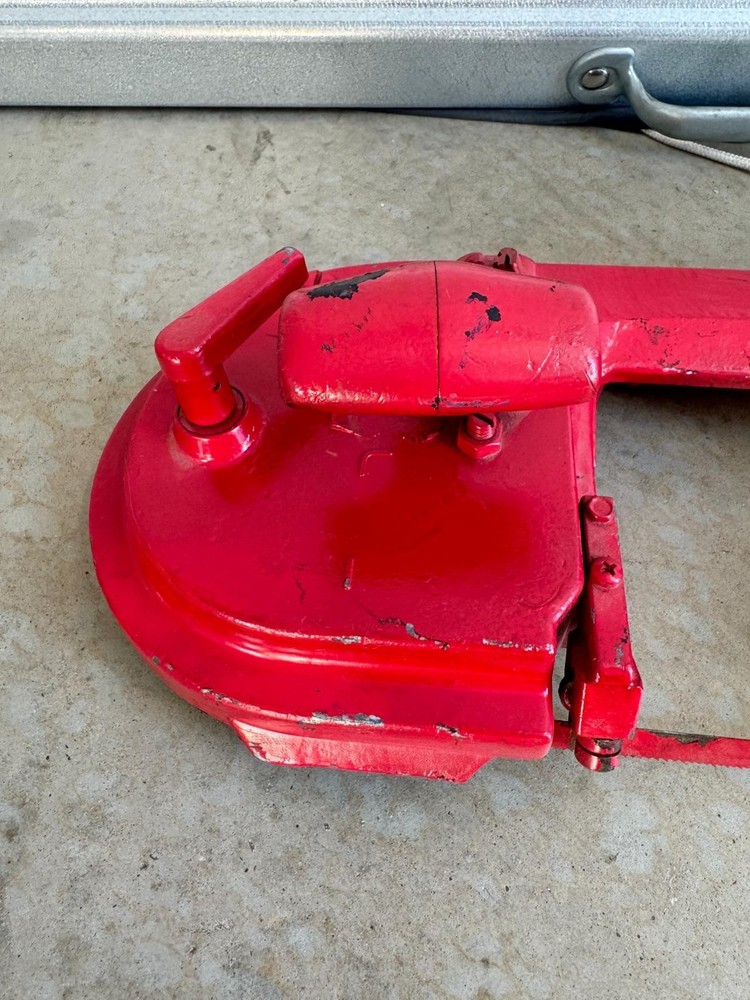 CLECO Deep Cut Band Saw
