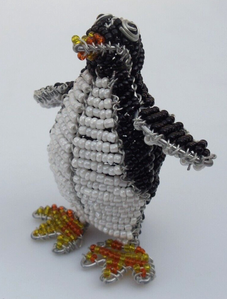 Beaded bird: Miniature Penguin