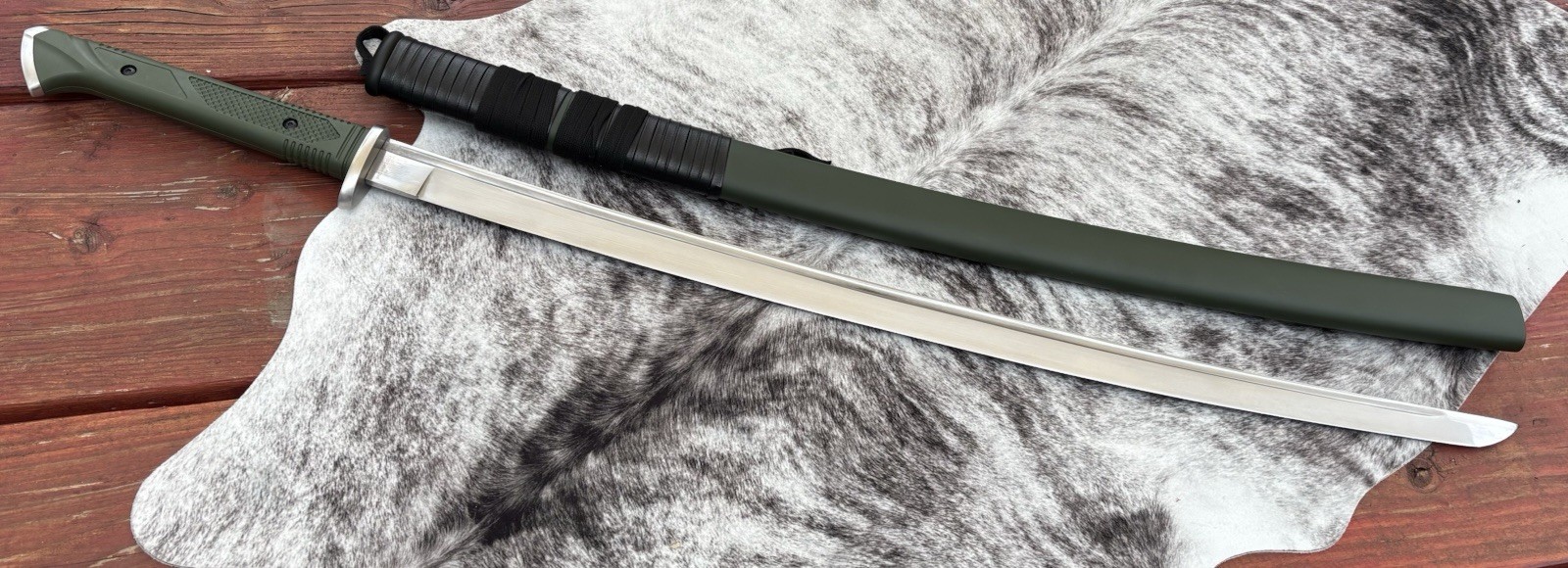41” Extreme Katana Modern Futuristic Precision Forged Rubber Handle 6mm Thick XL