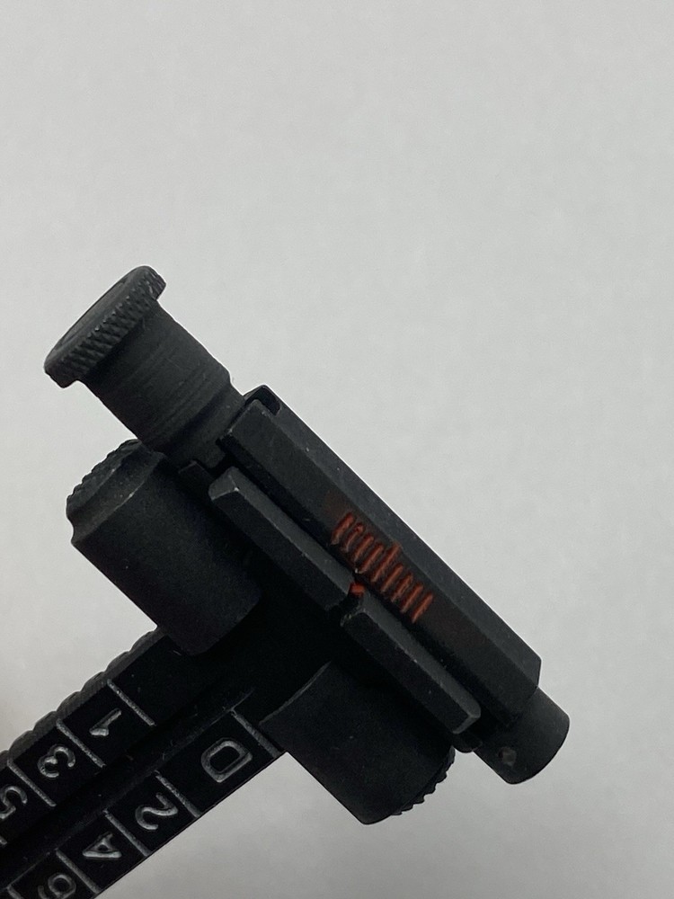 VINTAGE RIFLE SIGHT