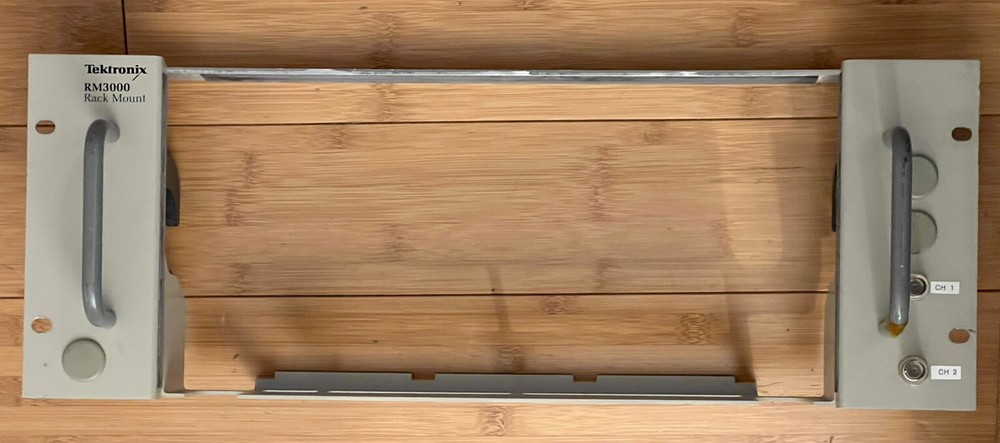 Tektronix RM3000 Rack Mount