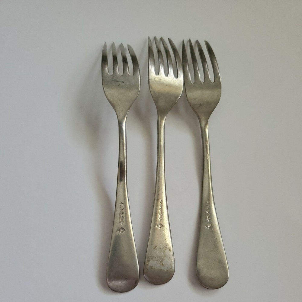 3 Dinner Forks Silverplate Flatware Maker??
