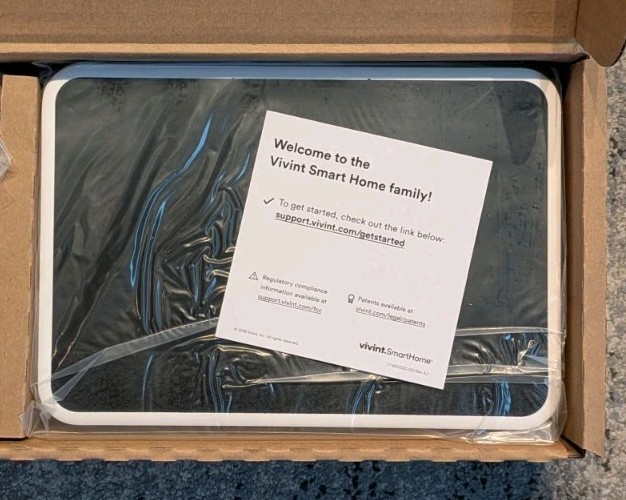 New Vivint Smart Home Sky Control Panel Smart Hub VS-SH2000-C00
