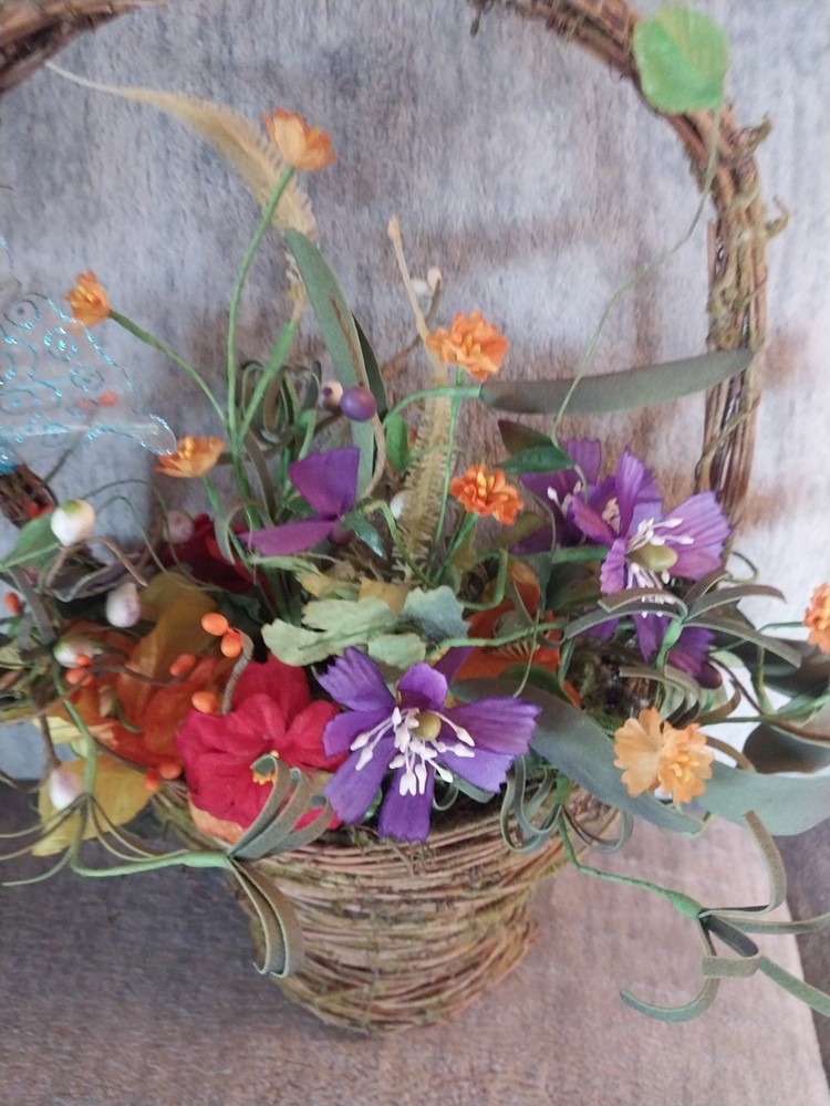 Spring Floral Wall Basket Hanging Decor