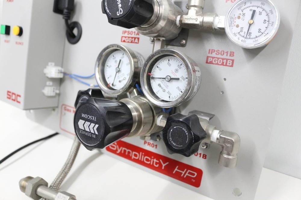 SDC SymplicityHP Semi-auto High-Purity Gas Panel